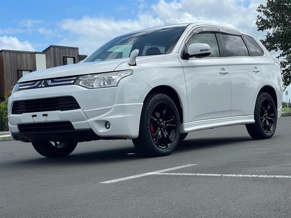 2012 Mitsubishi Outlander !! 4WD !! 7SEATER !! CRUISE CONTROL !!