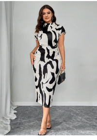 Plus Size Women High Collar Tight Stretch Black & White Floral Print Waist Ruched Bodycon Mini Dress
