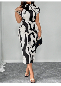 Plus Size Women High Collar Tight Stretch Black & White Floral Print Waist Ruched Bodycon Mini Dress